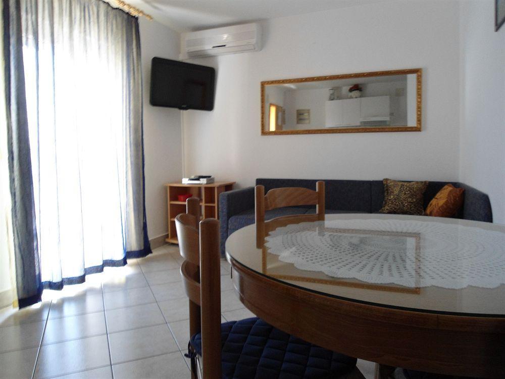 Apartmani Slavica Сплит Экстерьер фото